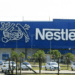 Nestlé vê receita e lucro caírem em 2025 com fraqueza na China e alta do cacau