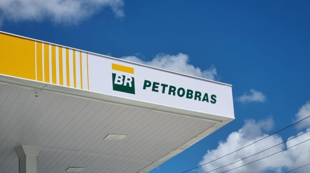 Petrobras reajusta preço do querosene de aviação em 55%