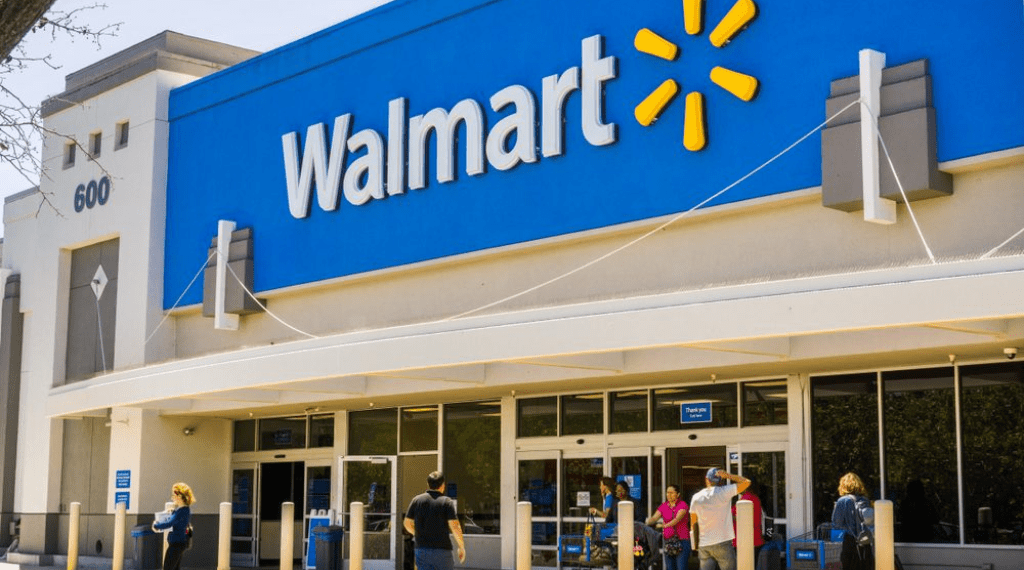 Walmart supera expectativas no 4º trimestre fiscal, mas guidance decepciona