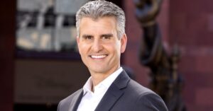Josh D’Amaro, novo CEO da Disney