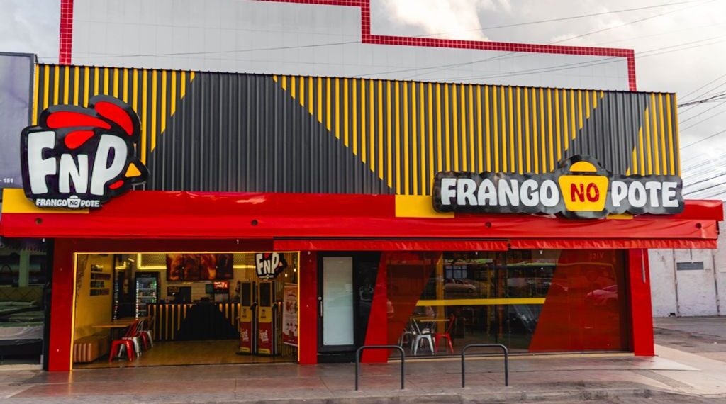 Frango no Pote aplica retrofit em unidades para otimizar atendimento e operação