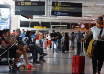 Transporte aéreo de passageiros cresce 7,7% no 1º trimestre