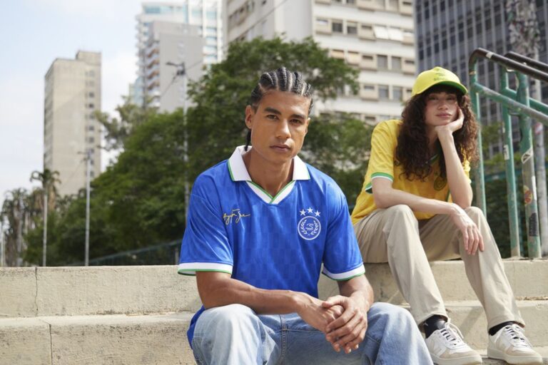 Marca Senna lança coleção “Brasil com S” inspirada na união entre o piloto e a Seleção