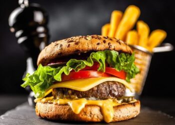 Dia do Hambúrguer aquece disputa entre redes de fast-food e aplicativos de delivery