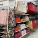 Kiabi cria o ‘Le Petit Magasin’ como modelo de loja focado na venda de roupas para bairros de baixa renda