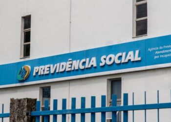 Ministro diz querer que entregadores e motoristas de app façam parte da Previdência