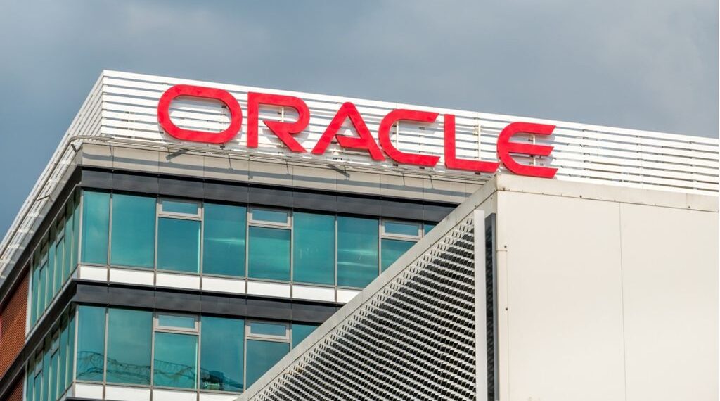 Oracle fecha contrato de quase US$ 400 milhões com governo dos EUA para plataforma de RH