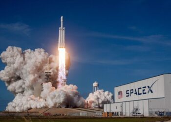Com IPO bilionário, SpaceX terá grande peso no índice Nasdaq