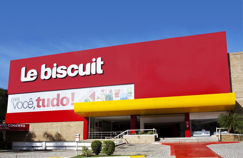 Le biscuit aposta em venda direta