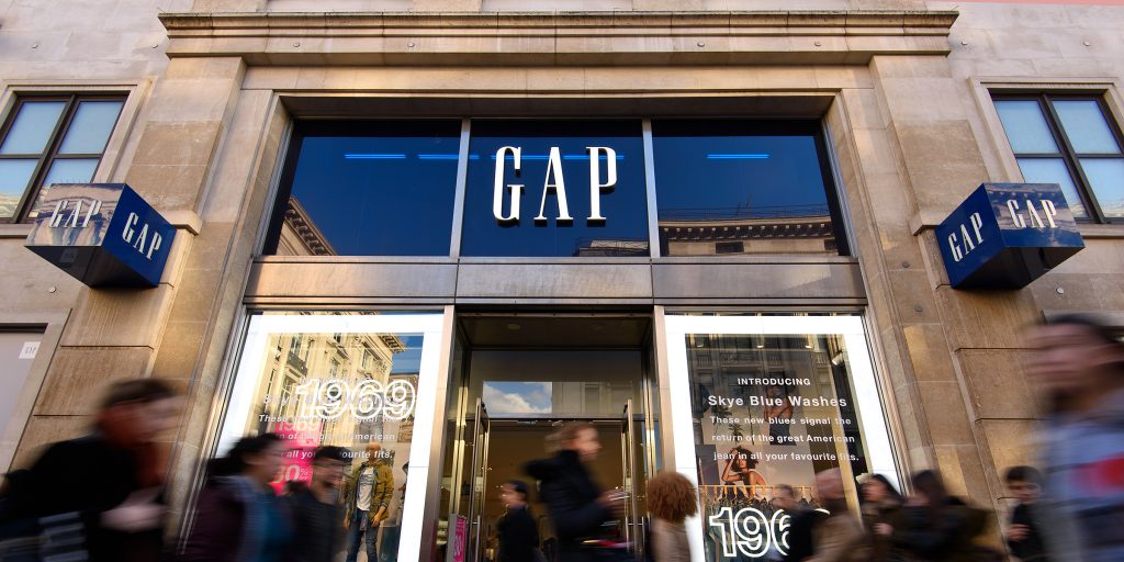 Fashion Store Gap