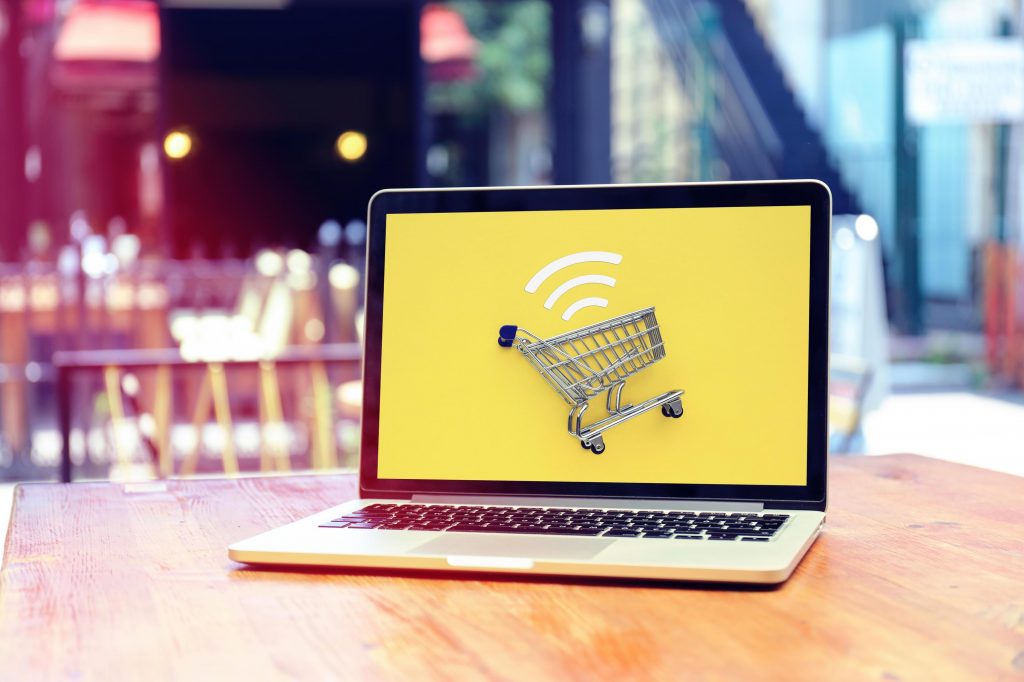 Supermercados: 6 a cada 10 clientes vão continuar fazendo compra online