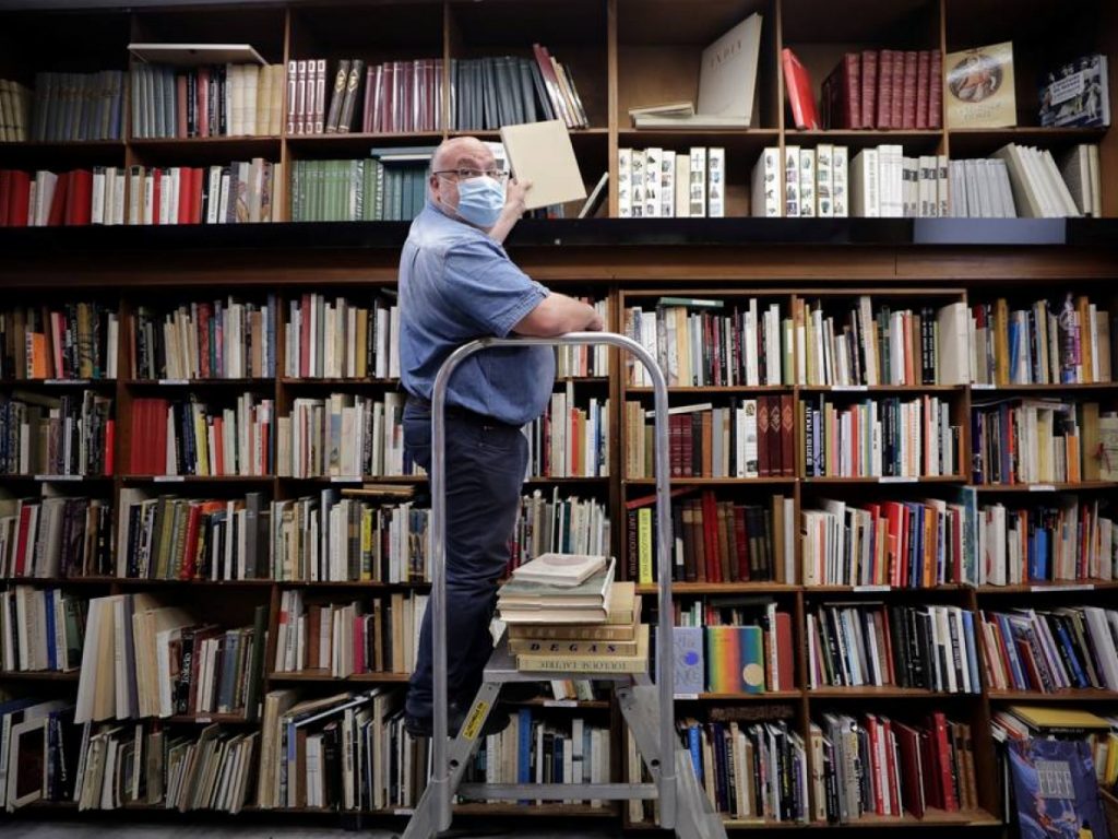 Varejo de livros acumula perda de 13% em 2020