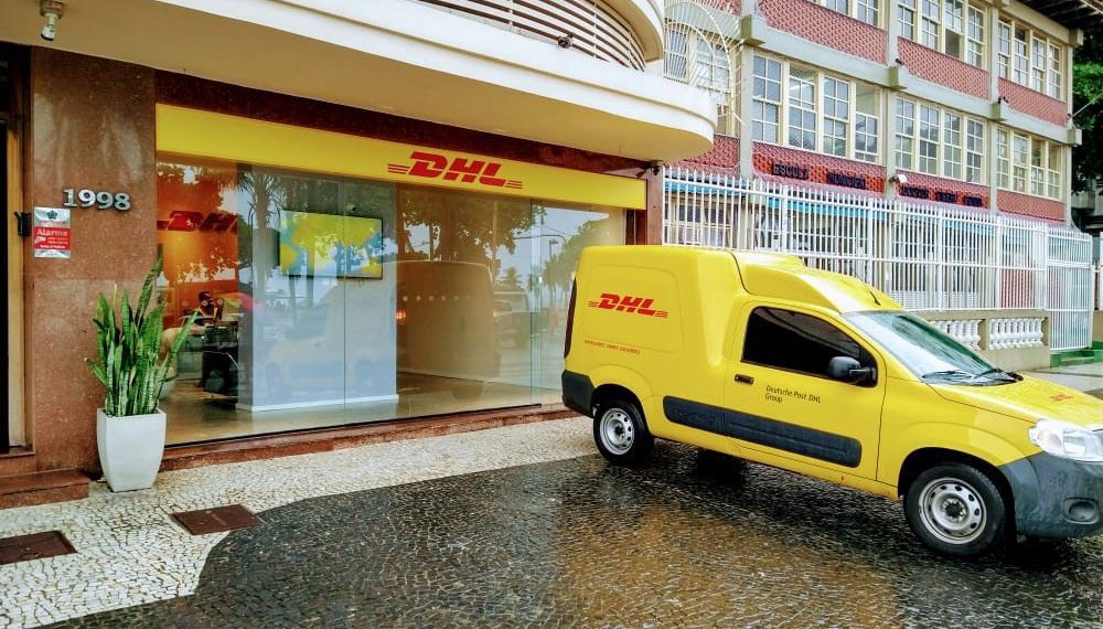 DHL e Clique Retire