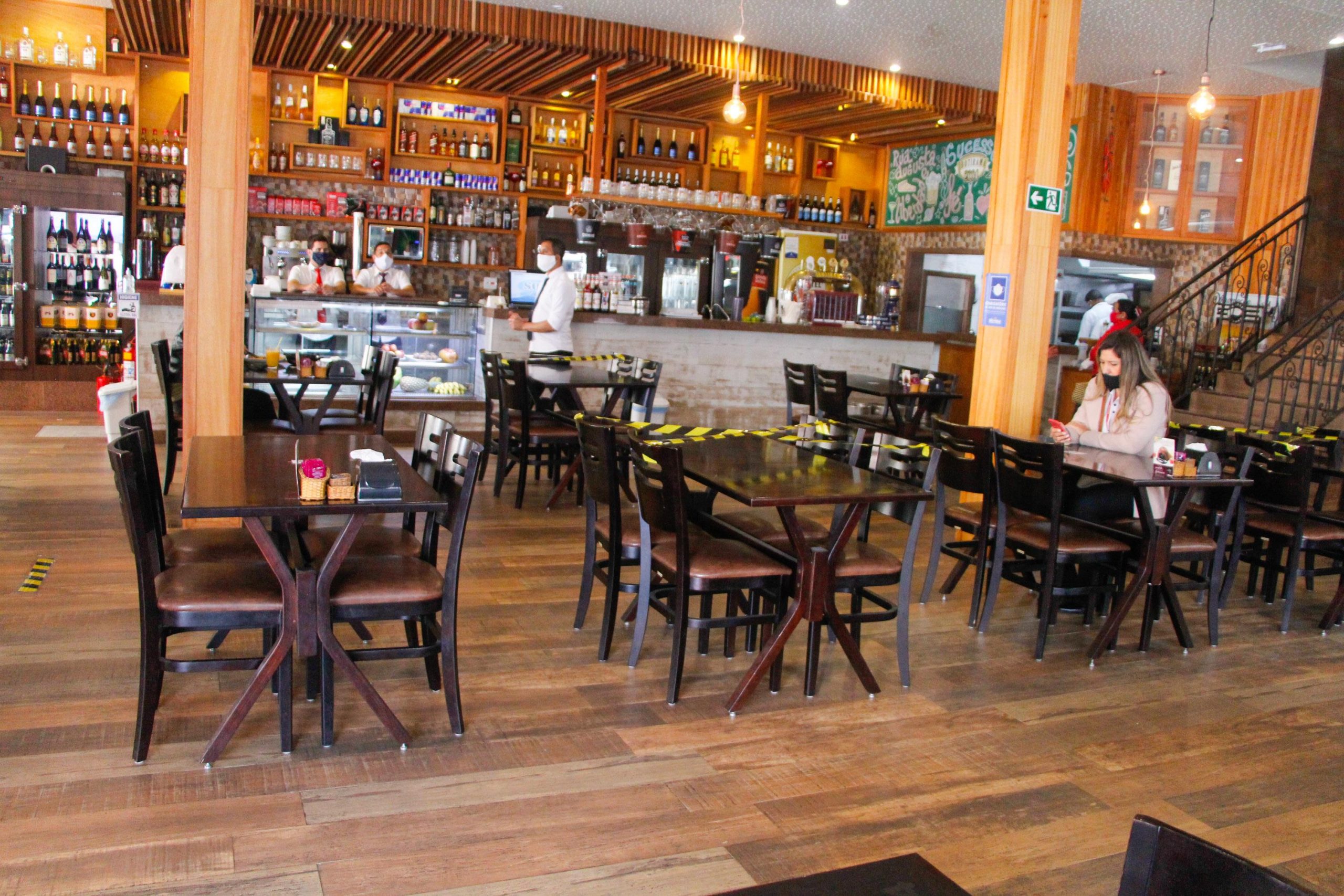 No centro, vendas em bares e restaurantes foi considerada fraca na  reabertura, Guarulhos