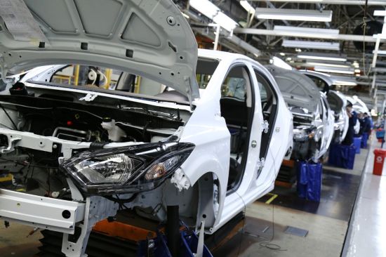 General Motors vai retomar produção em dois turnos nas fábricas de SP
