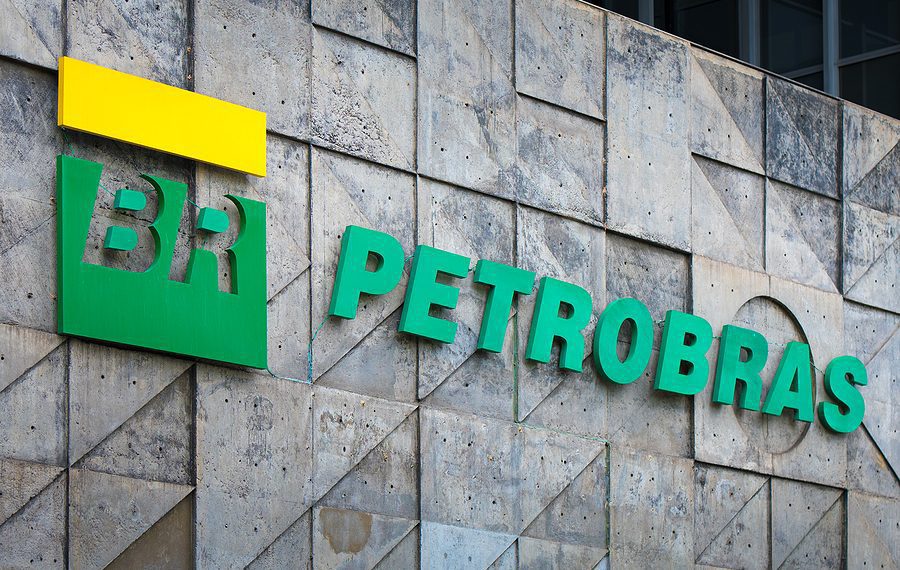 Petrobras afirma que vai continuar a seguir preço internacional do petróleo