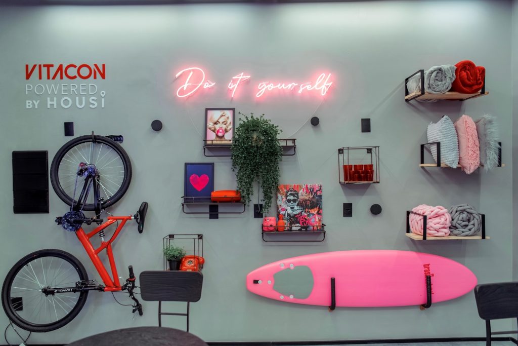 Housi e Vitacon lançam loja-conceito com marcas de design em São Paulo