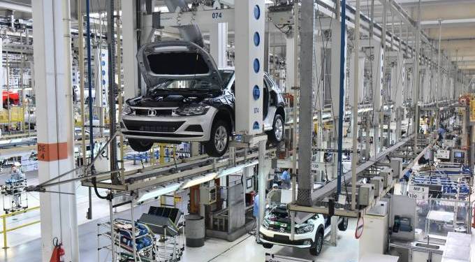 Volkswagen vai parar 2 fábricas por dez dias por falta de insumo