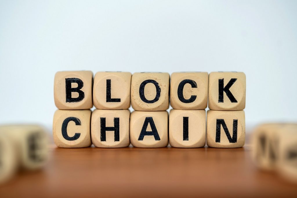 O que você sabe sobre blockchain no varejo? Lamentamos, mas precisa ser revisto