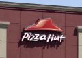 Dona do Frango Assado, Pizza Hut e KFC reverte prejuízo e tem lucro de R$ 21,1 mi
