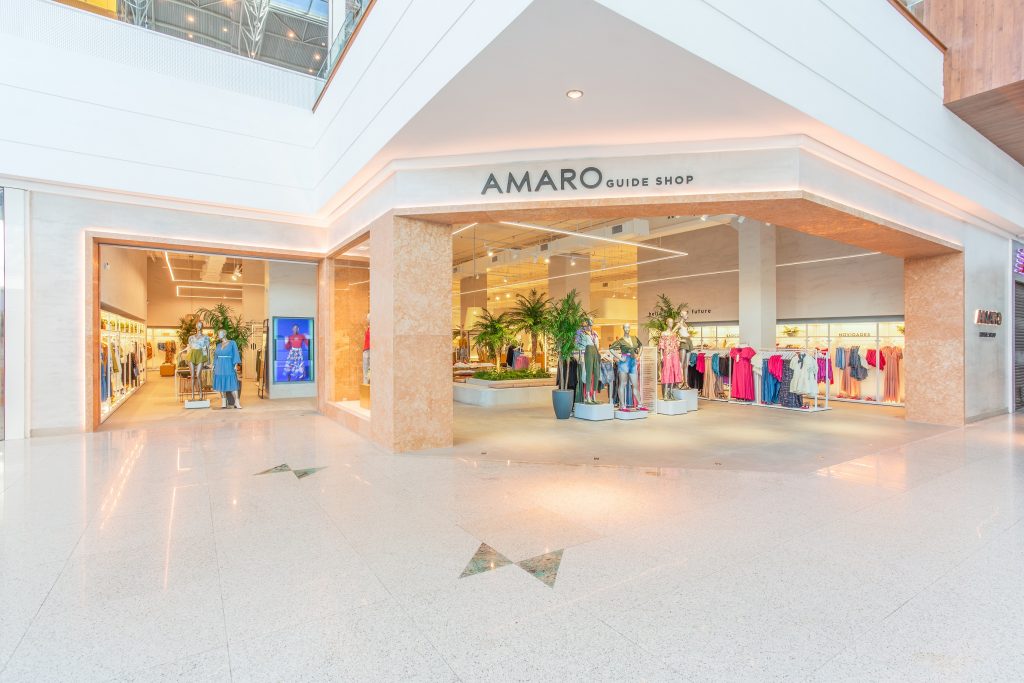Amaro anuncia abertura de 7 novas lojas físicas até o fim do ano
