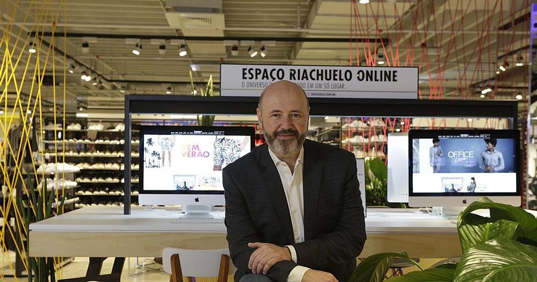 Riachuelo quer fazer lives quase diariamente para vender produtos