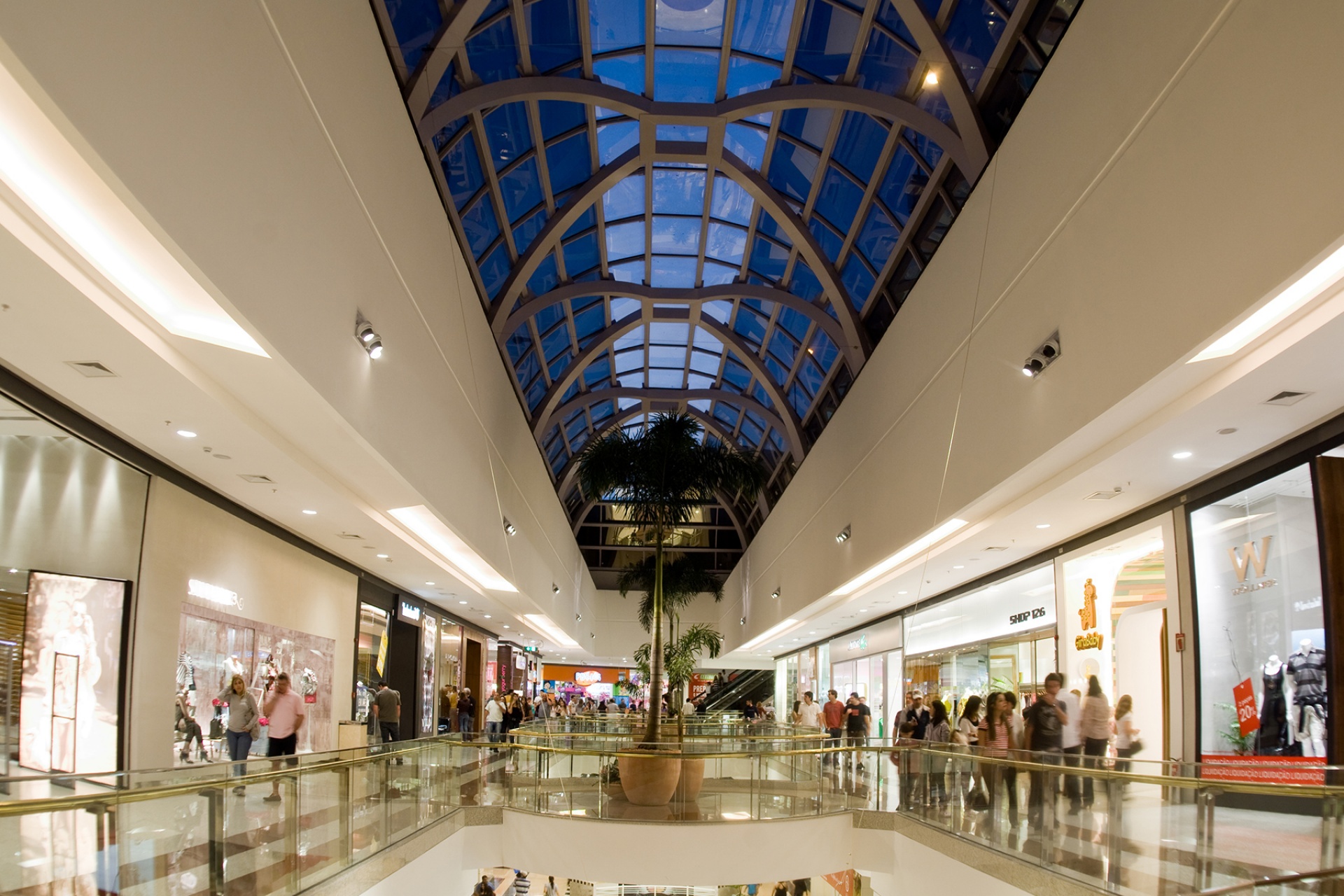 A evolução das flagship stores - Mercado&Consumo