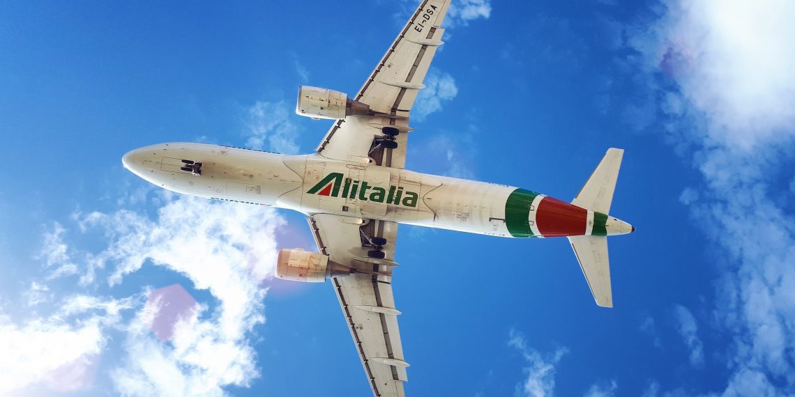 Depois de 74 anos, Alitalia, um ícone italiano, se despede dos céus