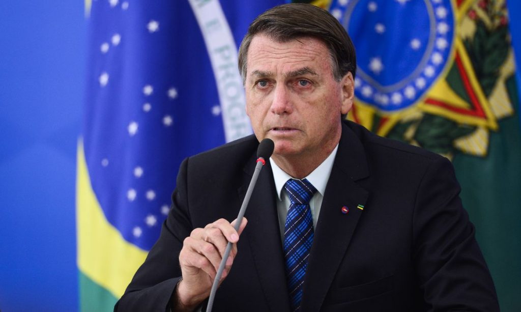 Bolsonaro sanciona lei que prorroga incentivos do ICMS a empresas por até 15 anos
