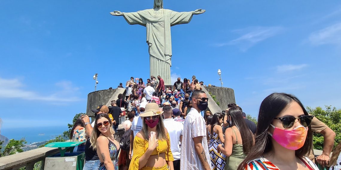 Máscara deve deixar de ser obrigatória no Rio de Janeiro na semana que vem