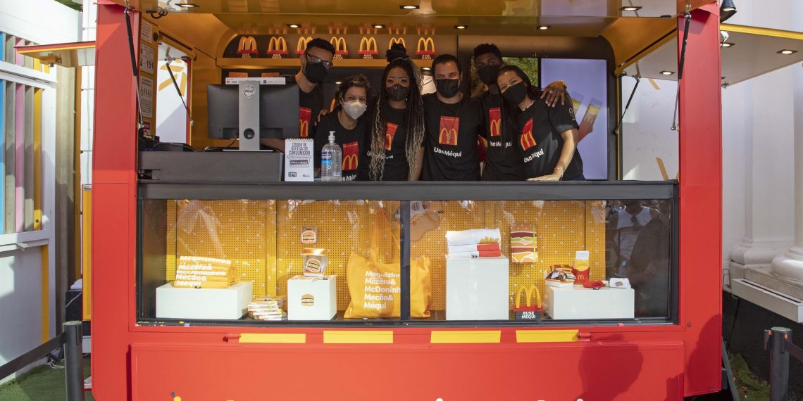 "Méqui" lança pop up store na Avenida Paulista e dentro do site Magalu