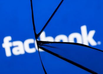 Procon-SP multa Facebook por apagão que deixou aplicativos fora do ar