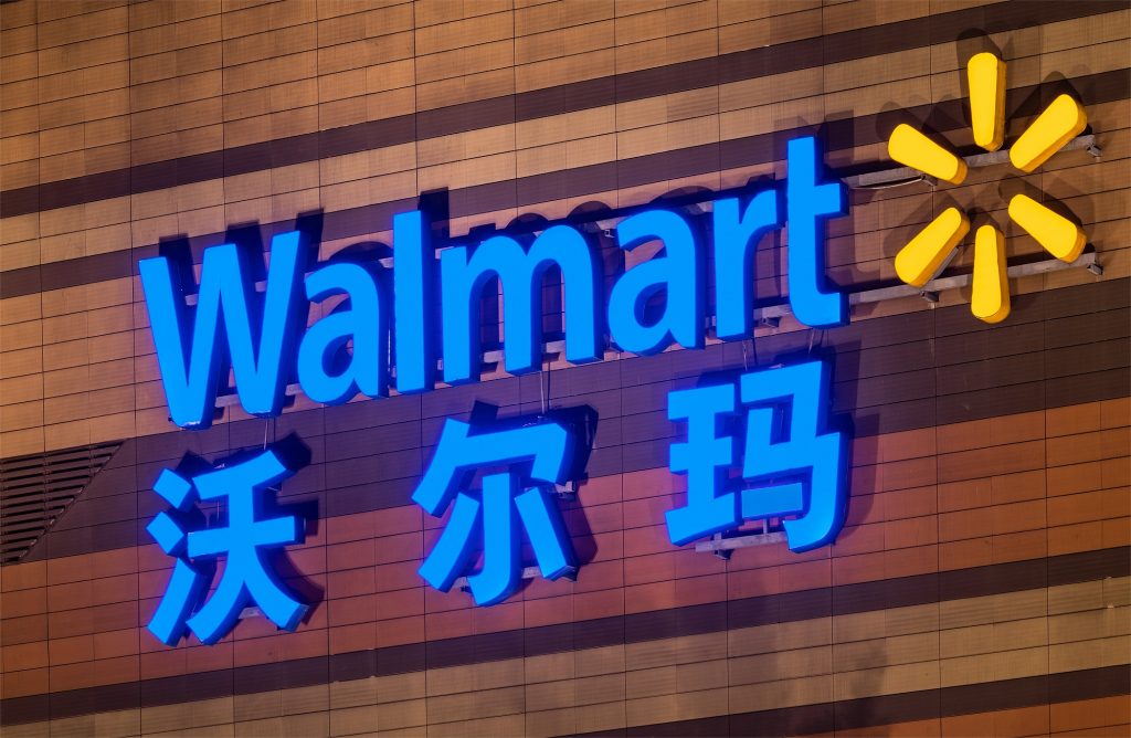 China Walmart sofre críticas chinesas após deixar de importar produtos de Xinjiang