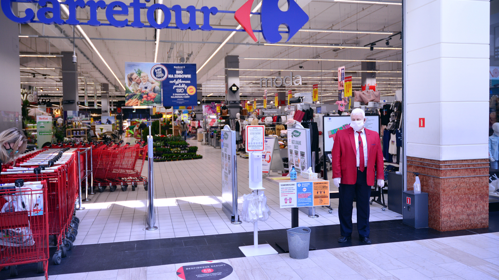 Previsão de compra por concorrente francês movimenta papel do Carrefour no Brasil