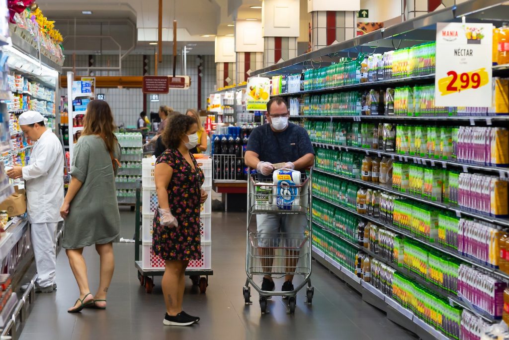 Supermercados não veem risco de faltar mão de obra em razão da covid