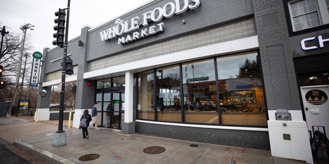 Whole Foods inaugura supermercado sem caixas com tecnologia da Amazon