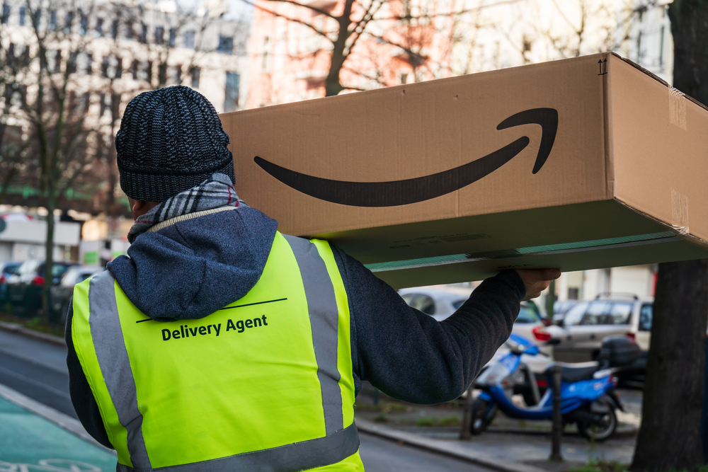 Trabalhadores da Amazon em NY rejeitam sindicato em reversão após vitória