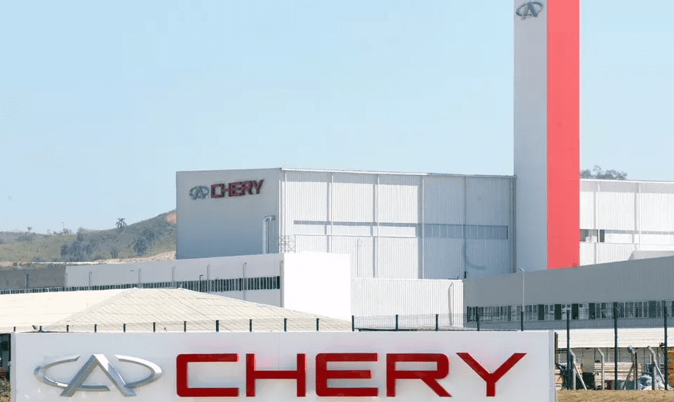 Caoa Chery confirma 485 demissões e oferece até 15 salários de bônus