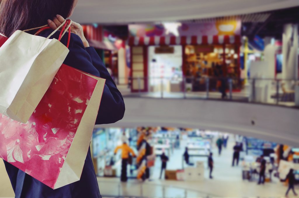 Vendas nos shopping centers têm 13ª alta mensal consecutiva, com alta de 81,5% em abril