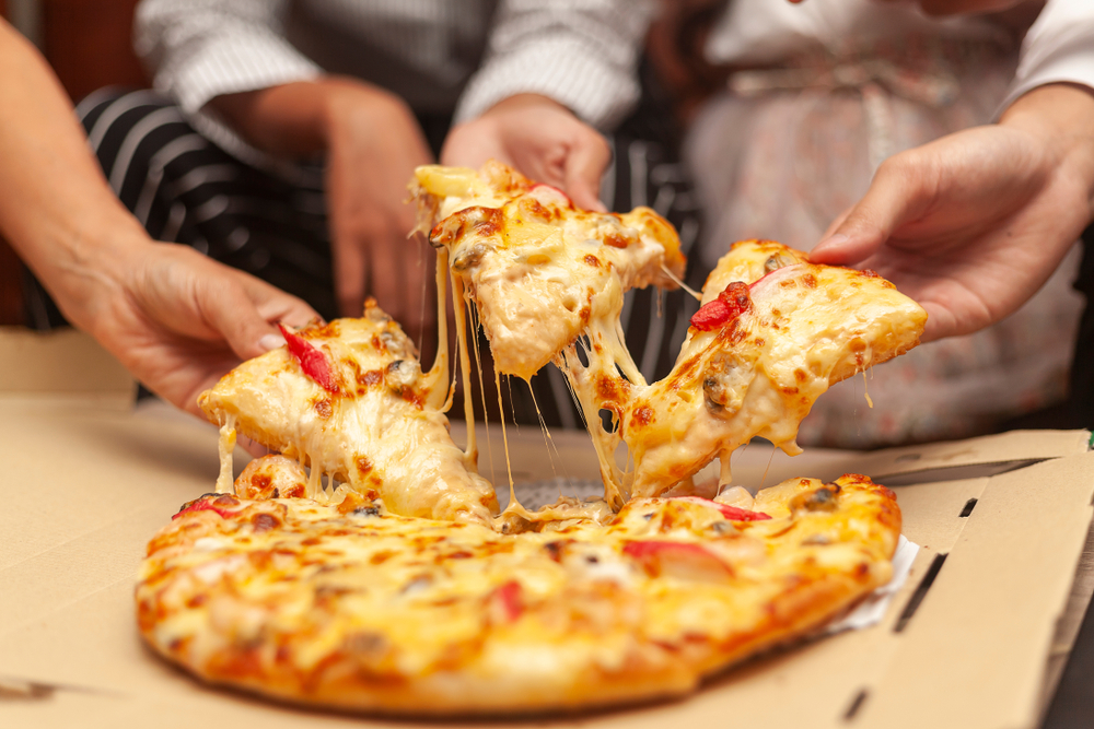Em comemoração ao Dia da Pizza, marcas preparam promoções e ações em redes sociais