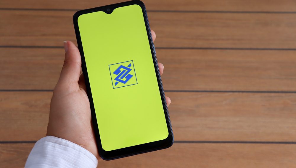 -bb-e-primeiro-banco-do-mundo-a-permitir-adesao-ao-open-finance-por-whatsapp