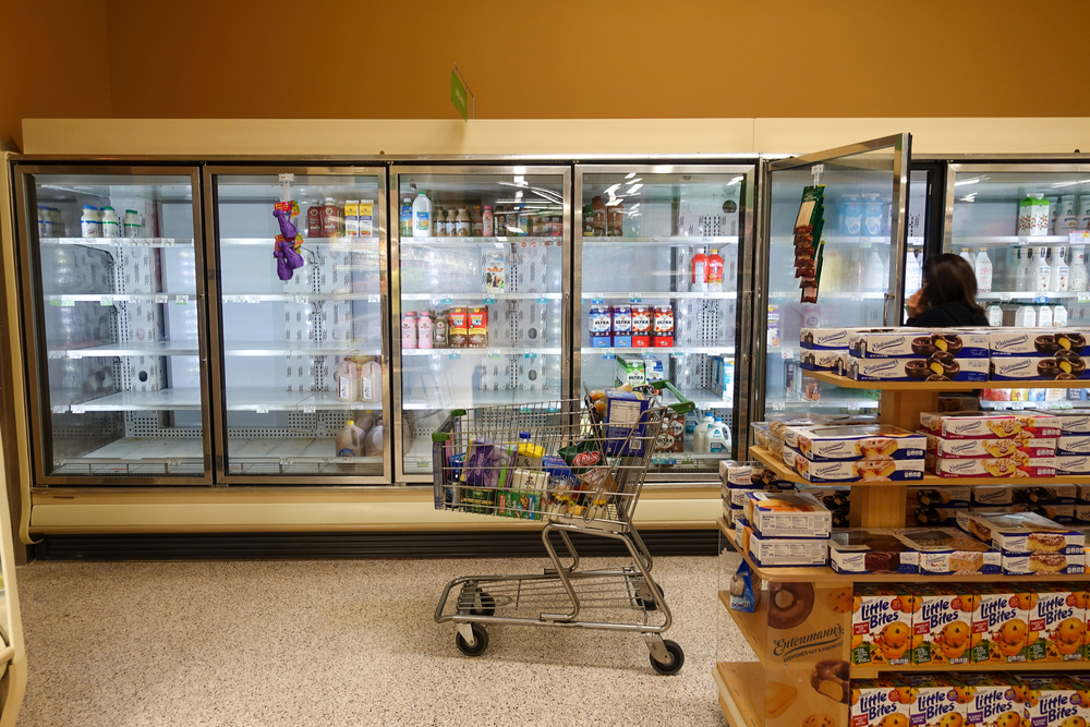 Falta de leite longa vida nos supermercados chega a 22,7% e bate recorde em julho