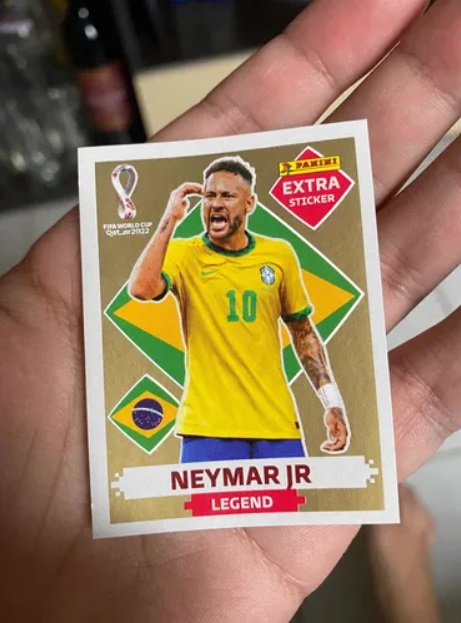 Figurinha rara de Neymar é vendida por R$ 9 mil na internet