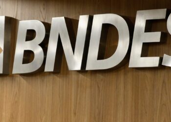 BNDES aprova R$ 32 mi para levar banda larga a escolas públicas e casas de áreas rurais do RS
