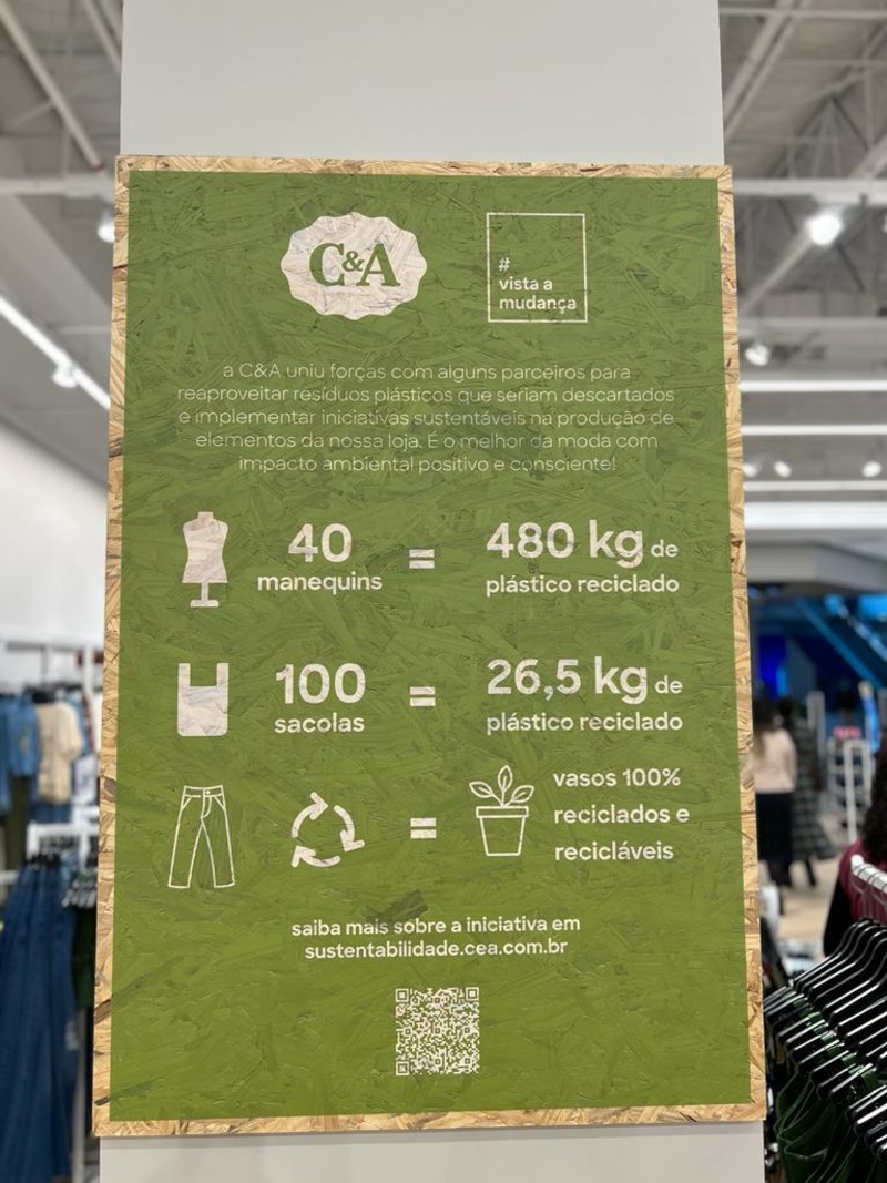 C&A inaugura loja com manequim sustentável e sacola de plástico reciclado