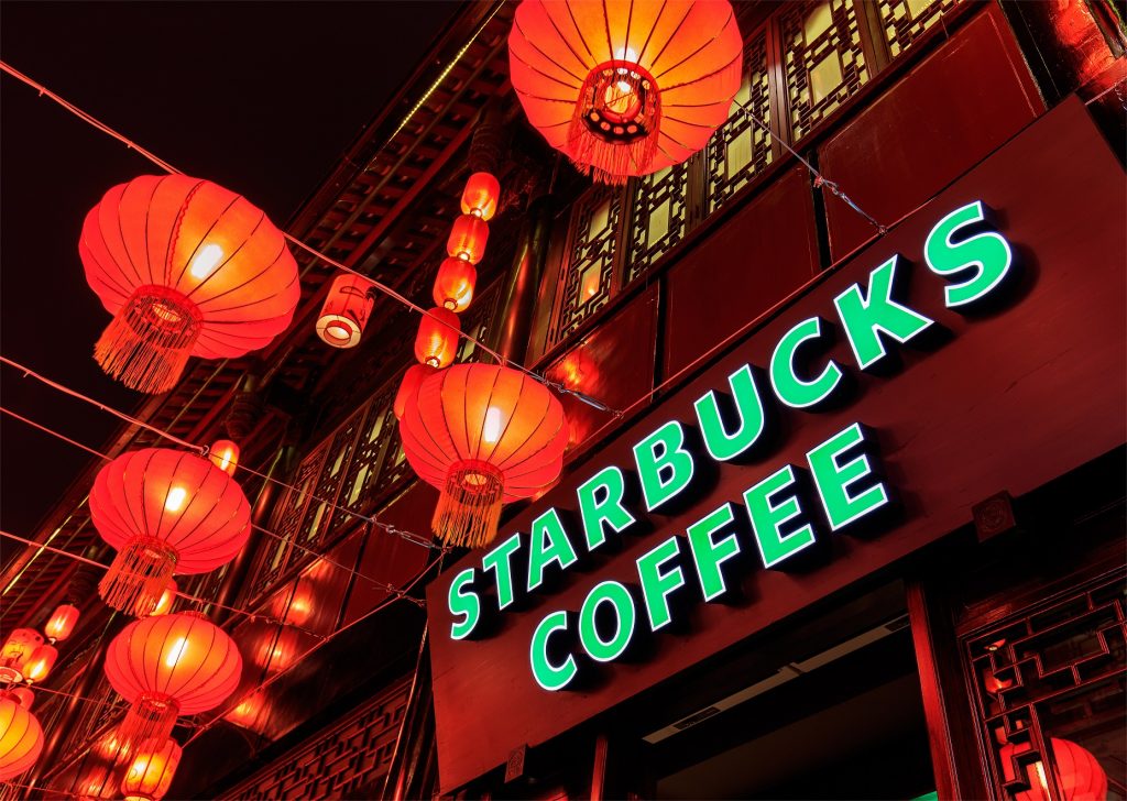 Starbucks alcança a marca de 6 mil lojas abertas na China