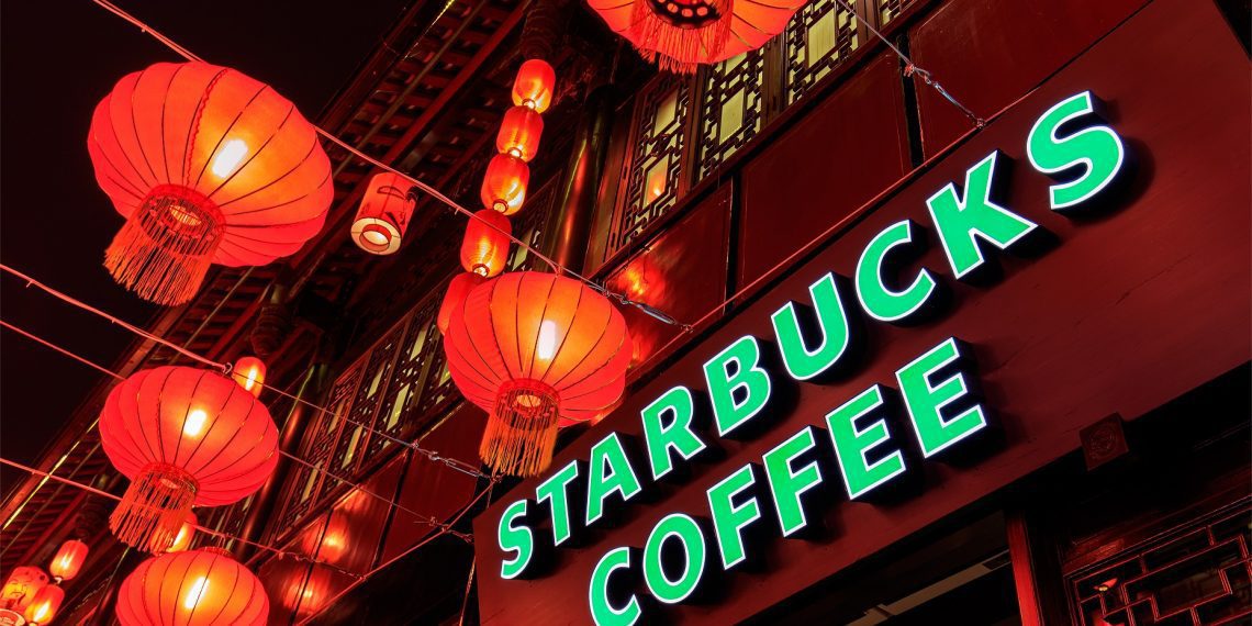 Starbucks alcança a marca de 6 mil lojas abertas na China