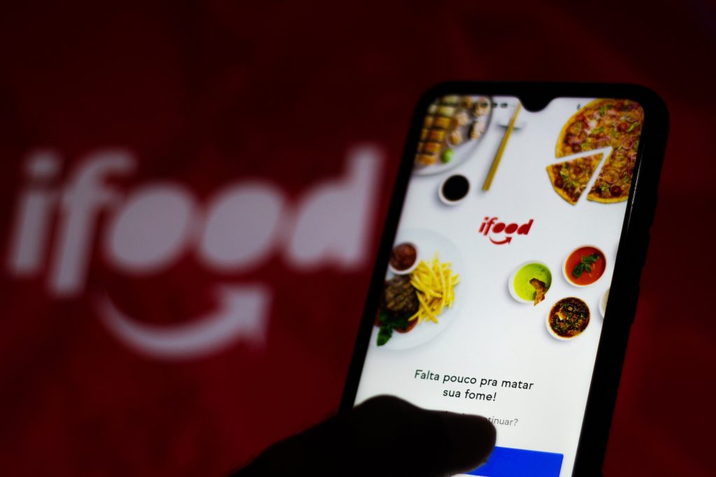 Em parceria com o Sebrae, iFood oferece cursos gratuitos para empreendedores