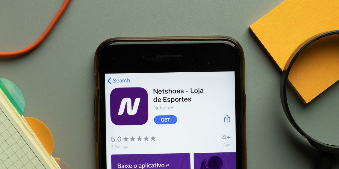 Netshoes é a loja esportiva com melhor avaliação nas redes sociais; Centauro é a mais comentada