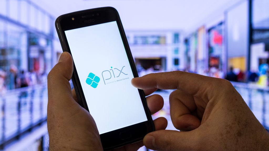 Pix parcelado é conhecido apenas por um terço das empresas, aponta pesquisa